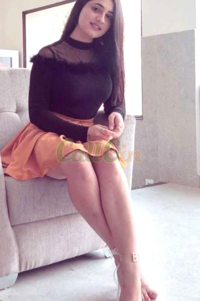 (9999102842), Low Budget Call Girls In East Of Kailash, Delhi NCR