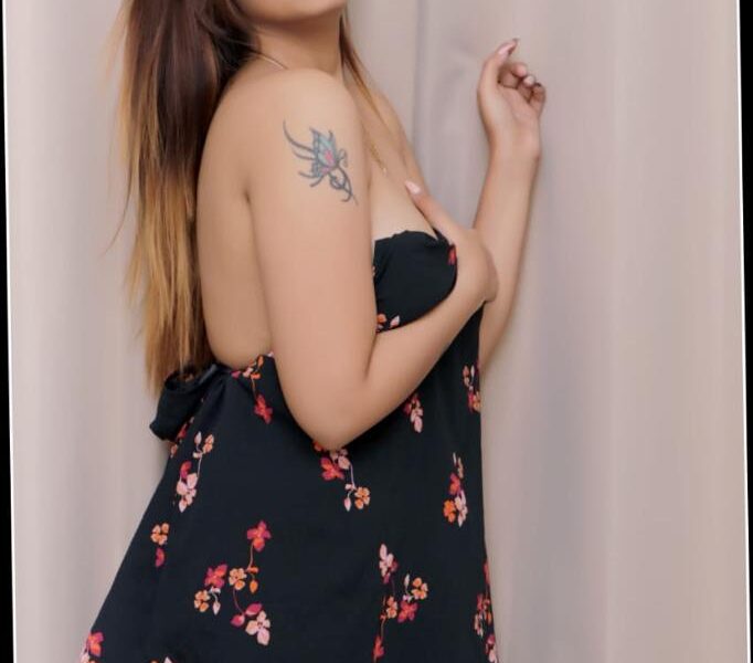 9711106444 (Low Cost) Call Girls In Aiims Metro/24/7 Available In Delhi NCR