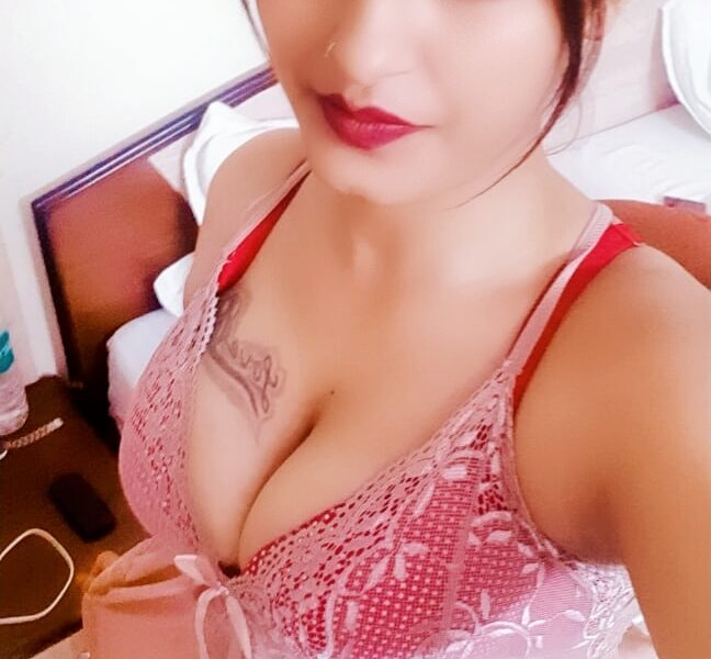 9711106444 (Low Cost) Call Girls In Sarvodaya Enclave,/24/7 Available In Delhi NCR
