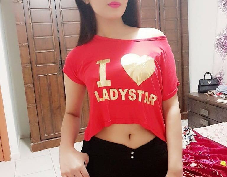 VIP Call-girls In Karampura (Delhi) 9711108085 Short 2500 Night 8000