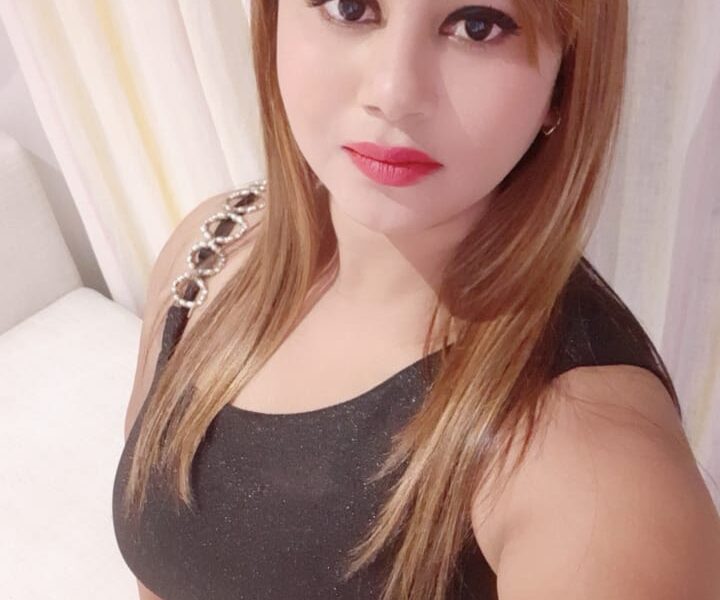 VIP Call-girls In Rohini (Delhi) 9711108085 Short 2500 Night 8000