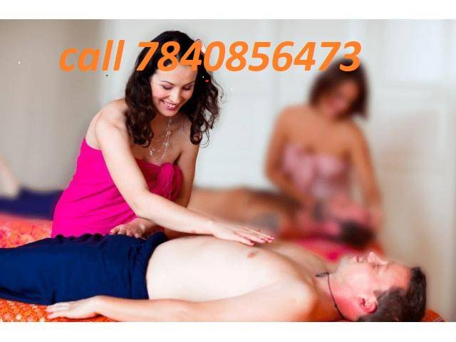 massage sarvise in roset house aerocity delhi 7840856473