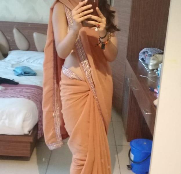 (9999102842), Low price Call girls in Cr Park, Delhi NCR