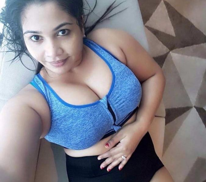 (09958018831)| Sexy Escorts in Vikas Puri Call Girls in Delhi