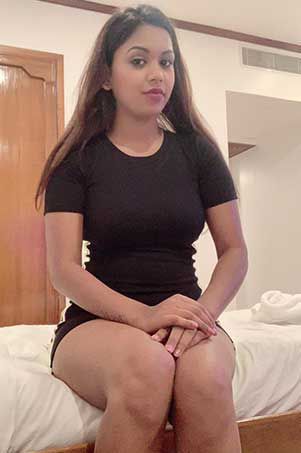 Call Girls In Iffco Chowk (09958018831) Escorts ServiCe In Delhi NCR