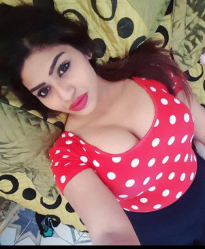 Independent Escorts Service in Noida 8447722409 Women Seeking Men