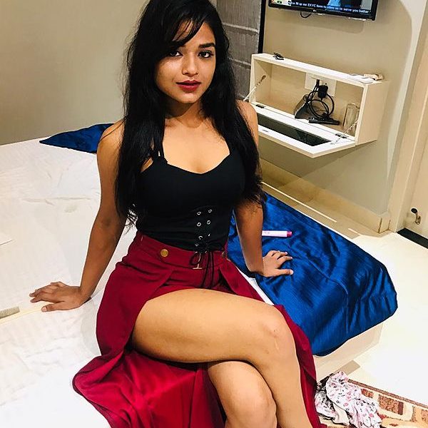 Cheap Rate Call Girls In Gaur City Noida 8447722409 Women Seeking Men