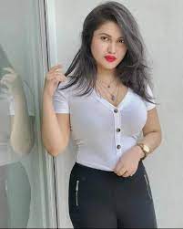 8377837077.call girls available in laxmi nagar at low price with full service and safe place.