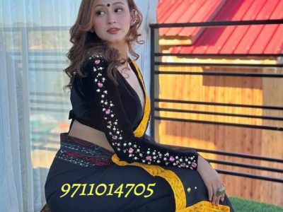 Young⇨ Call Girls in India Gate Delhi Call Us 97110°14705